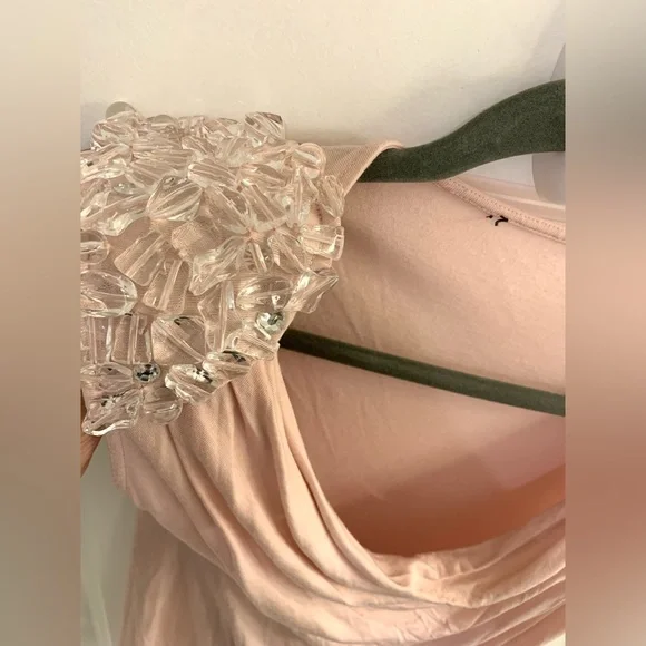 Sequenced-Shoulder’s Pink Shortsleeved Top - Picture 4 of 5